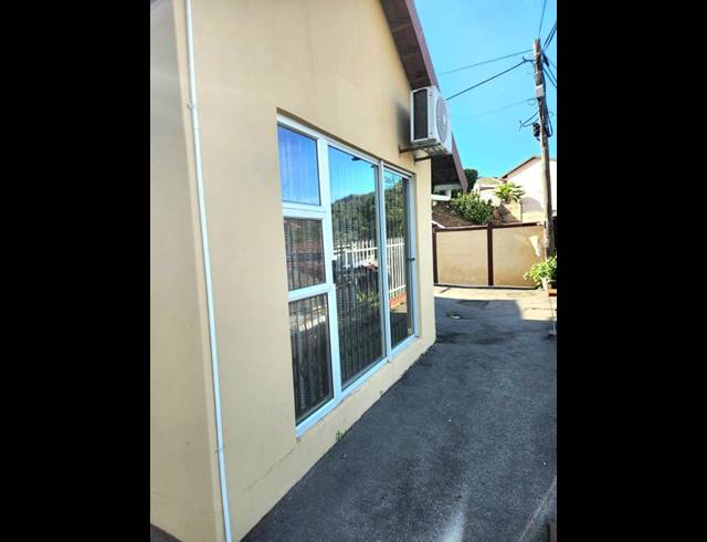 3 BEDROOM HOUSE FOR SALE IN SOUTHGATE